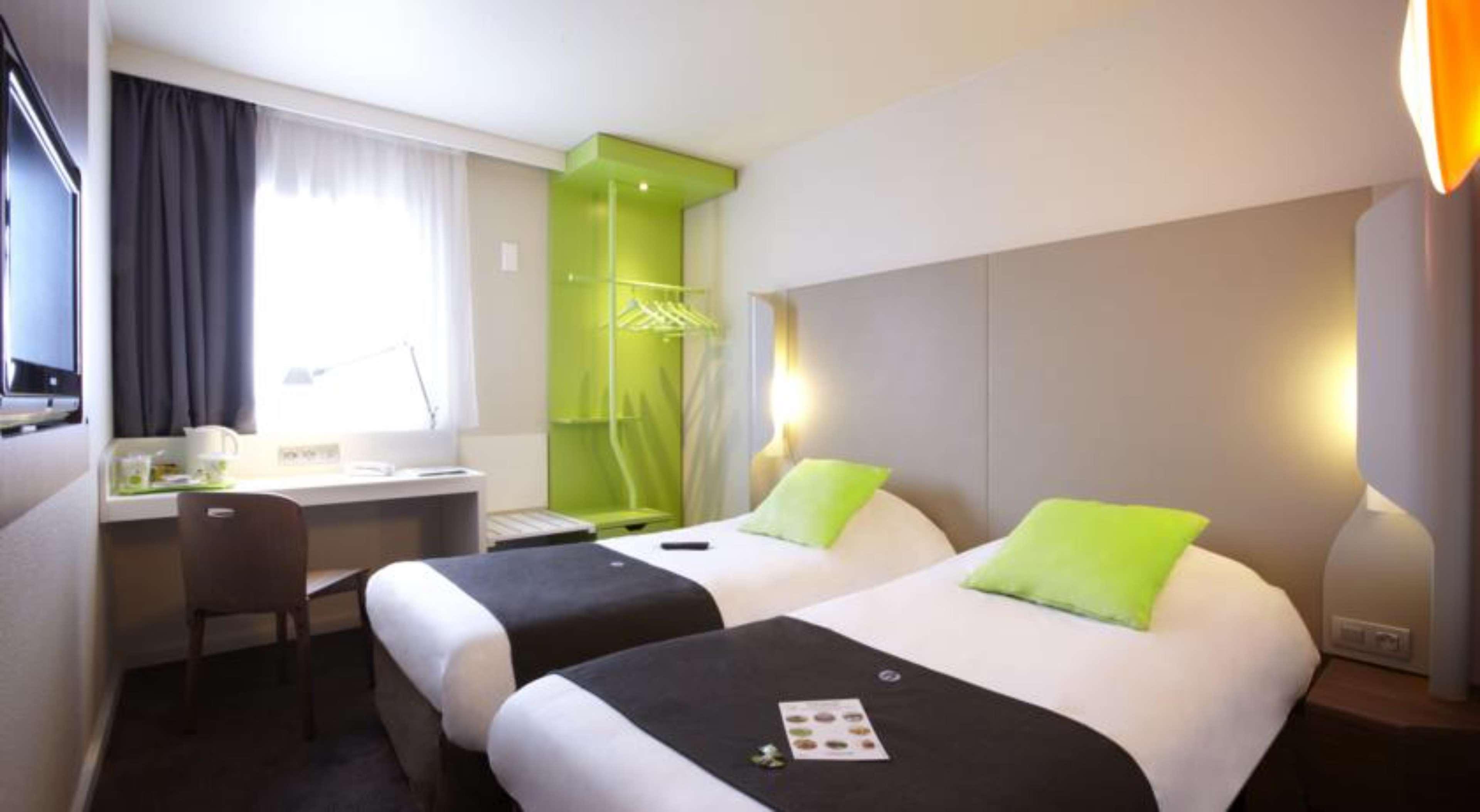 Campanile Villennes-Sur-Seine - Poissy - Hotel Renove En 2024 Esterno foto