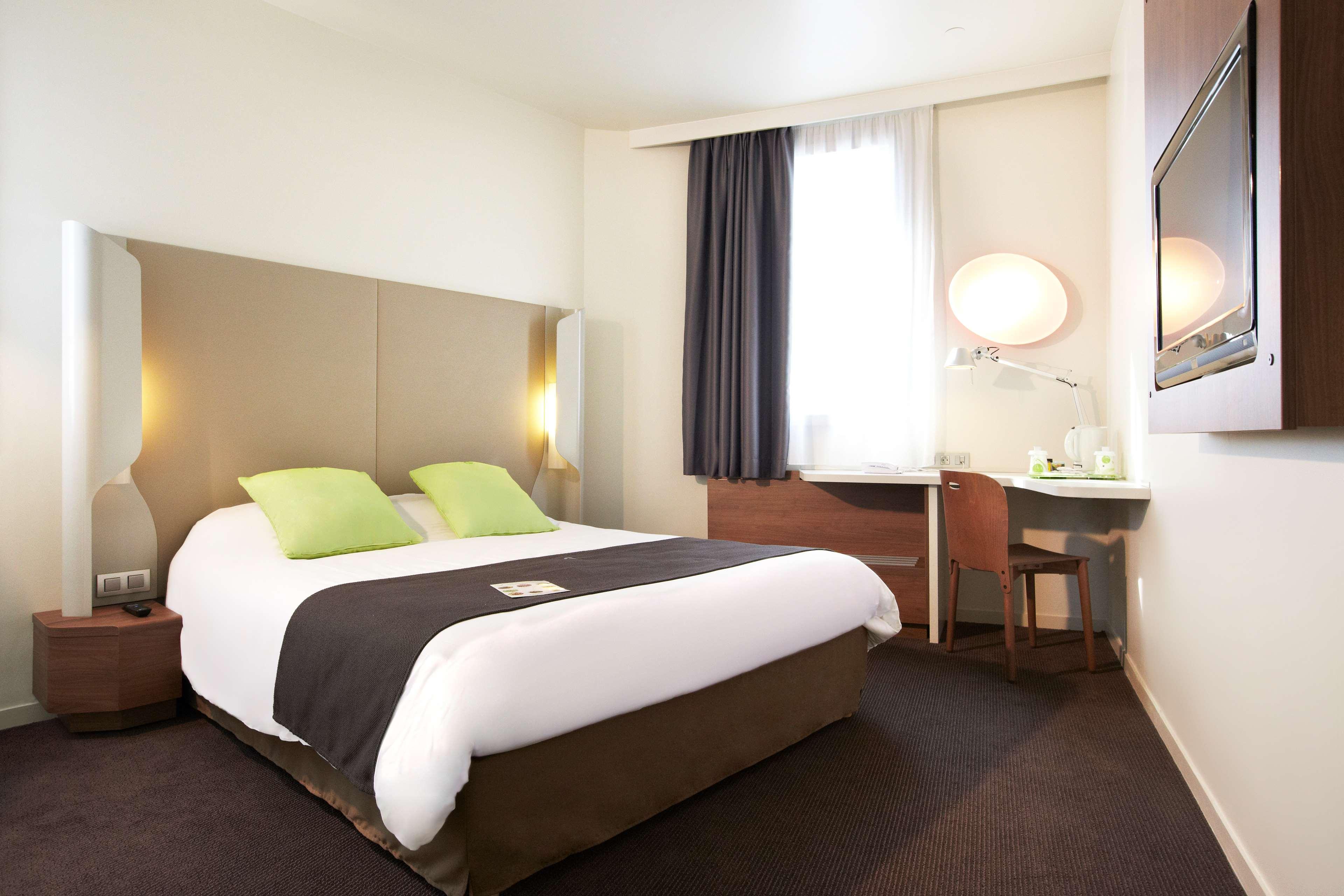 Campanile Villennes-Sur-Seine - Poissy - Hotel Renove En 2024 Esterno foto