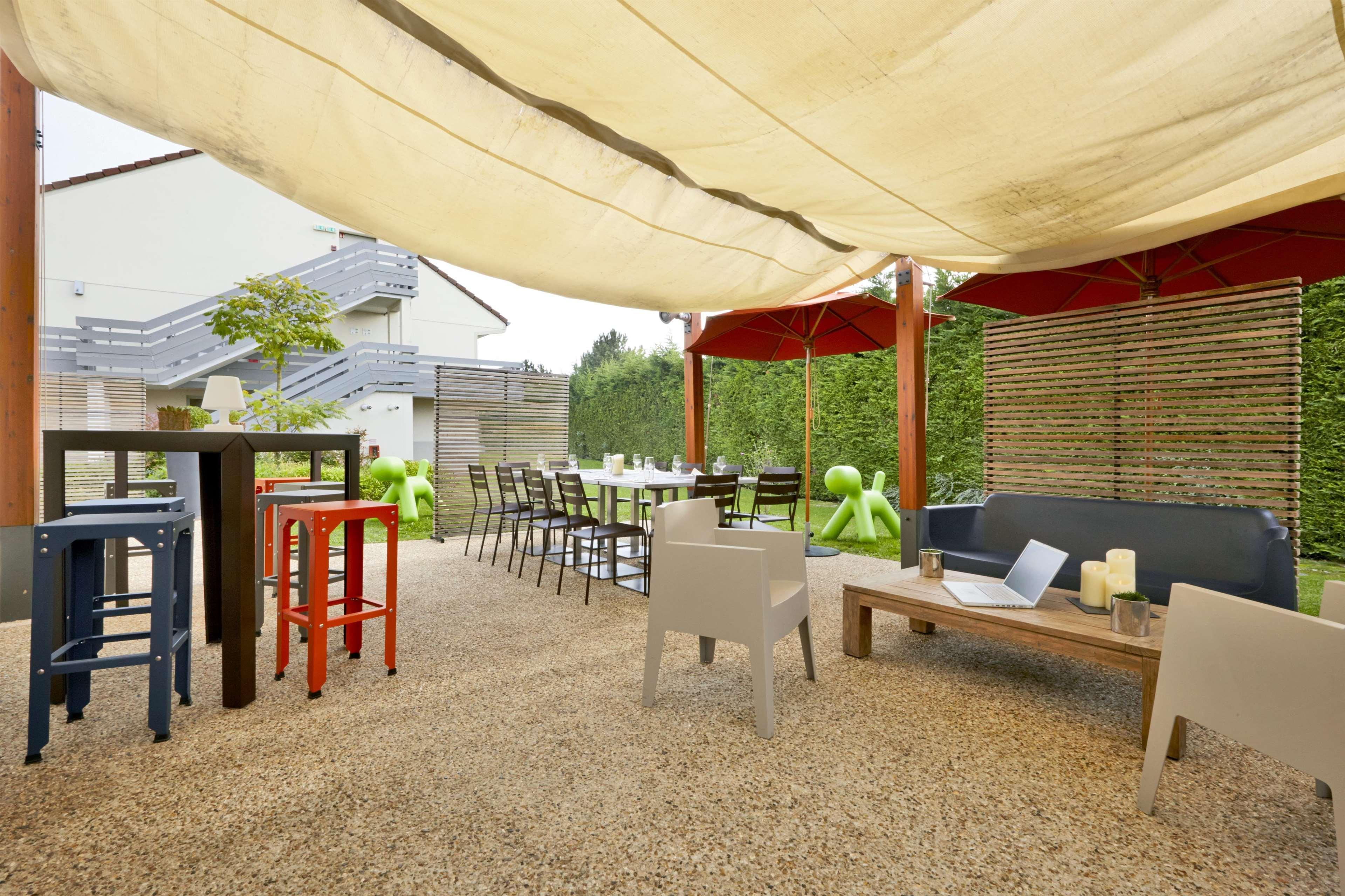 Campanile Villennes-Sur-Seine - Poissy - Hotel Renove En 2024 Esterno foto