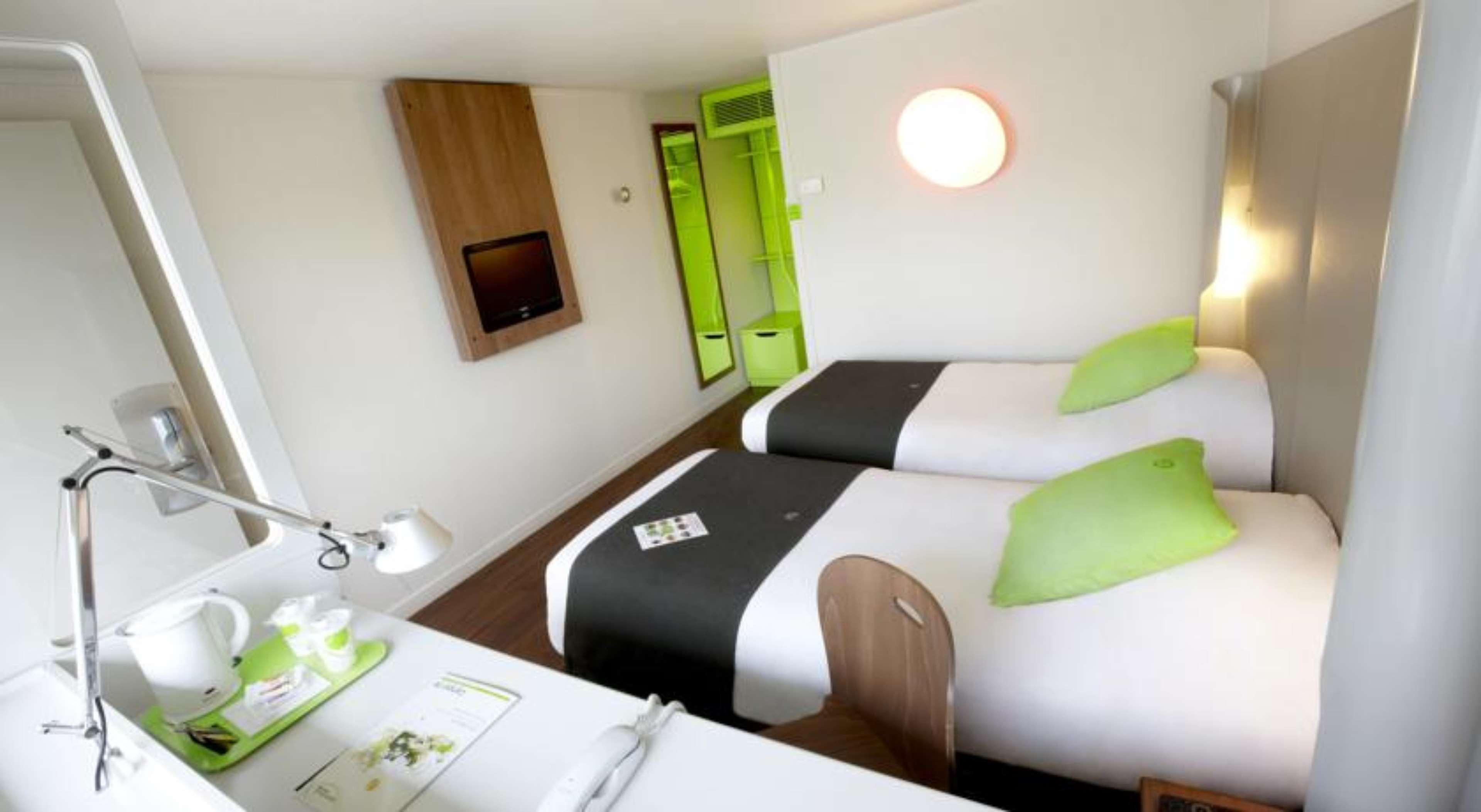 Campanile Villennes-Sur-Seine - Poissy - Hotel Renove En 2024 Esterno foto